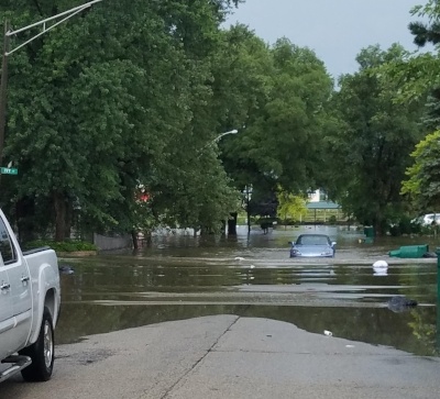 Don't drive thru standing water.jpg Don't drive thru standing water.jpg